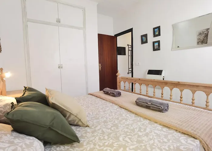 Leon Inmo Amira - 10191 Empuriabrava