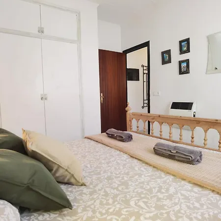 Leon Inmo Amira - 10191 Empuriabrava