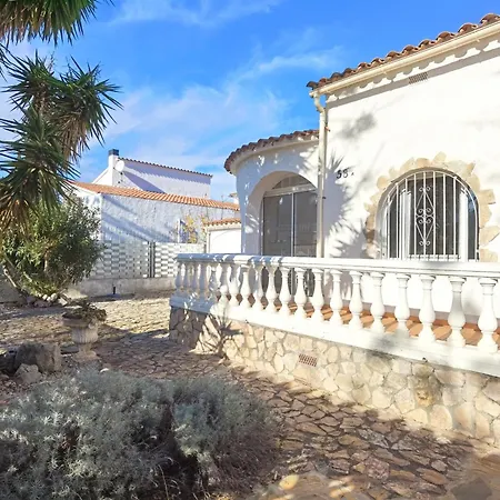 Leon Inmo Amira - 10191 Tatil Evi *